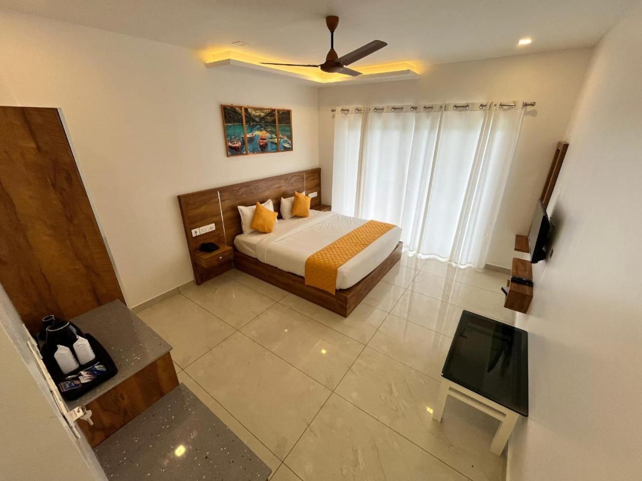 Aura Springs Resort Anachal ภายนอก รูปภาพ