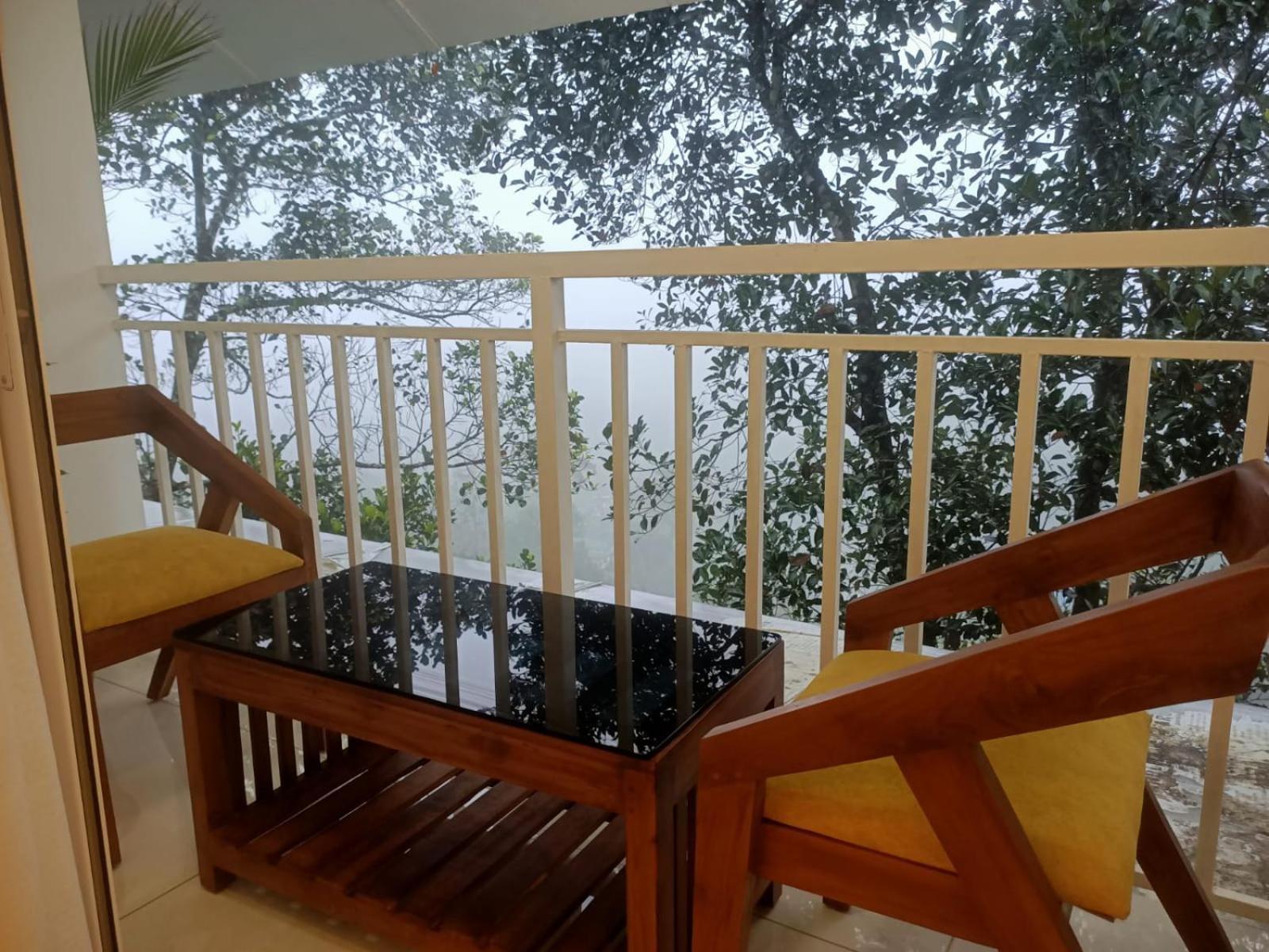 Aura Springs Resort Anachal ภายนอก รูปภาพ